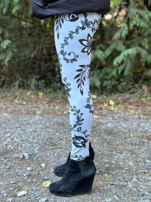 Leggings: Seasons